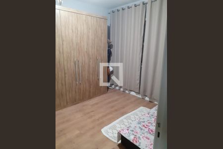 Casa à venda com 166m², 5 quartos e 2 vagasQuarto