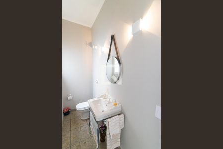 Casa à venda com 400m², 3 quartos e 4 vagasLavabo