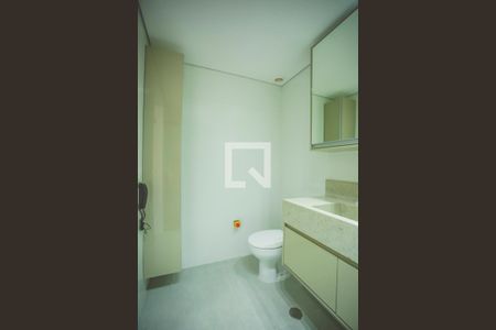 Banheiro de kitnet/studio para alugar com 1 quarto, 21m² em Vila Clementino, São Paulo