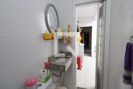 Casa à venda com 76m², 2 quartos e 1 vagaBanheiro de serviço