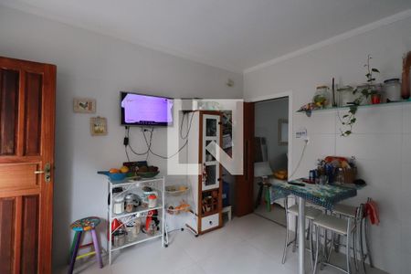 Casa à venda com 76m², 2 quartos e 1 vagaCozinha