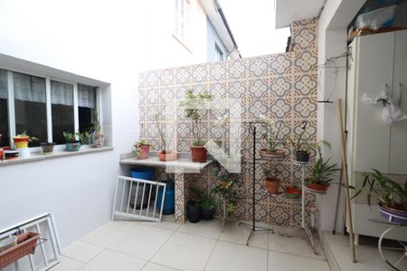 Casa à venda com 76m², 2 quartos e 1 vagaÁrea de Serviço