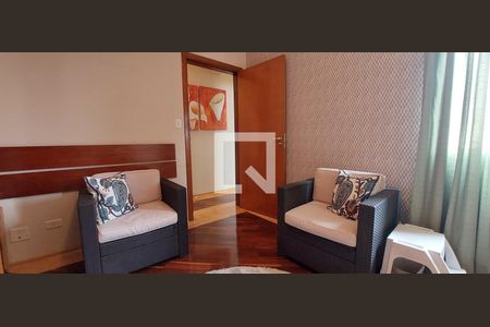 Casa à venda com 199m², 3 quartos e 4 vagas Casa à venda com 199m², 3 quartos e 4 vagasQuarto 3