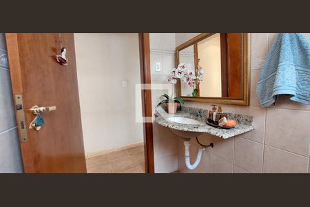 Casa à venda com 199m², 3 quartos e 4 vagas Casa à venda com 199m², 3 quartos e 4 vagasLavabo 1