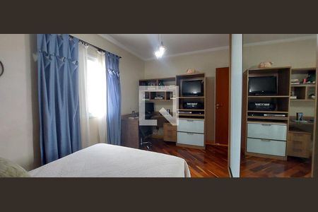 Casa à venda com 199m², 3 quartos e 4 vagas Casa à venda com 199m², 3 quartos e 4 vagasQuarto 2