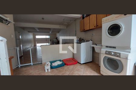 Casa à venda com 199m², 3 quartos e 4 vagas Casa à venda com 199m², 3 quartos e 4 vagasÁrea de Serviço