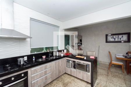 Casa à venda com 340m², 3 quartos e 5 vagasCozinha