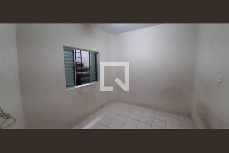 Casa à venda com 213m², 4 quartos e 2 vagasQuarto 2
