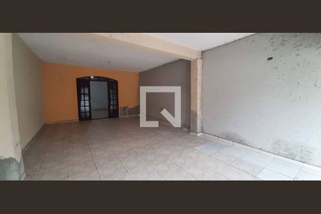Casa à venda com 213m², 4 quartos e 2 vagasGaragem