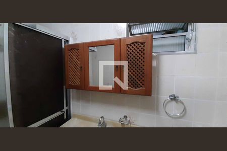 Casa à venda com 213m², 4 quartos e 2 vagasBanheiro da Suíte