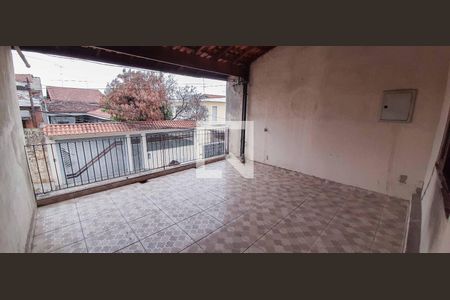 Casa à venda com 213m², 4 quartos e 2 vagasVaranda