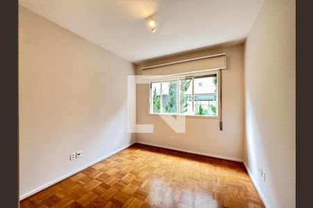 Quarto 1 de apartamento à venda com 3 quartos, 135m² em Chácara Itaim, São Paulo