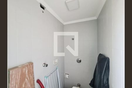Apartamento à venda com 70m², 2 quartos e 1 vagaLavabo da Área de Serviço