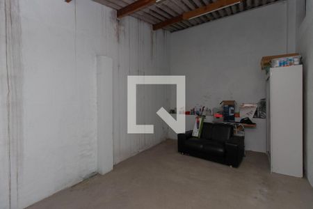 Casa à venda com 216m², 3 quartos e 2 vagasÁrea de Serviço 1