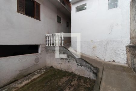 Casa à venda com 216m², 3 quartos e 2 vagasQuintal