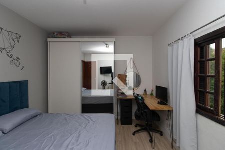 Casa à venda com 216m², 3 quartos e 2 vagasQuarto 2