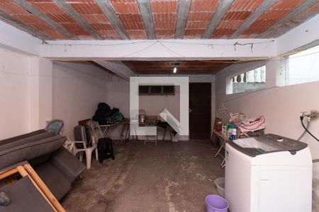 Casa à venda com 216m², 3 quartos e 2 vagasÁrea de Serviço 2