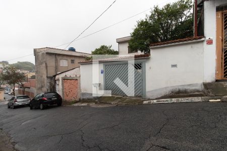 Casa à venda com 216m², 3 quartos e 2 vagasFachada