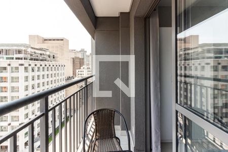 Varanda de kitnet/studio para alugar com 1 quarto, 21m² em República, São Paulo