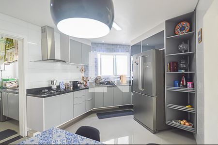 Apartamento à venda com 106m², 3 quartos e 2 vagasCozinha