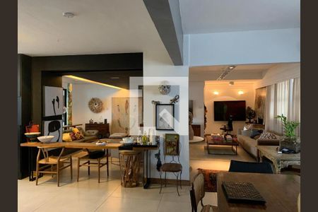 Apartamento à venda com 190m², 2 quartos e 2 vagasConjunto de Salas