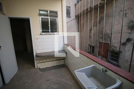 Apartamento à venda com 99m², 3 quartos e 1 vagaÁrea de Serviço