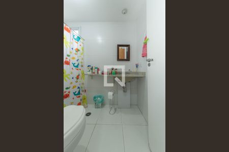 Apartamento à venda com 94m², 3 quartos e 2 vagasBanheiro da Suíte