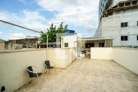 Casa à venda com 163m², 4 quartos e 2 vagasTerraço