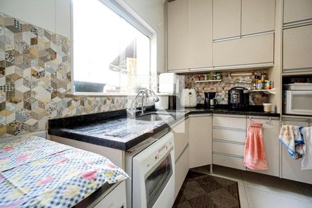 Casa à venda com 163m², 4 quartos e 2 vagasCozinha