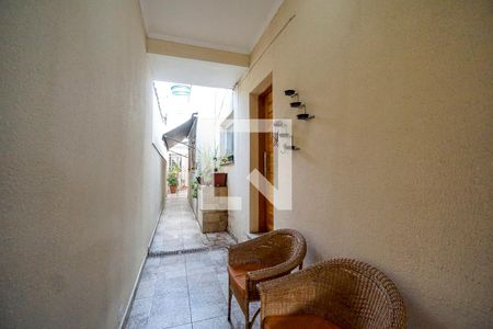 Casa à venda com 163m², 4 quartos e 2 vagasCorredor lateral