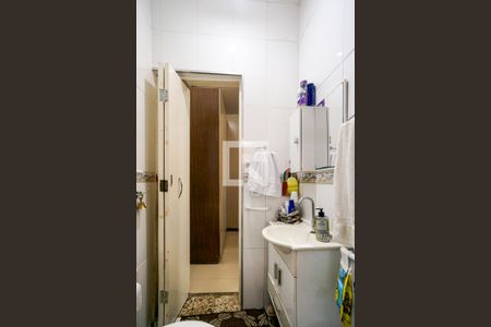 Casa à venda com 163m², 4 quartos e 2 vagasBanheiro da Suíte edícula