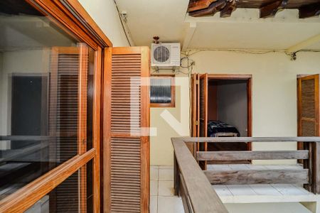 Casa à venda com 300m², 4 quartos e 2 vagasSacada da Suíte