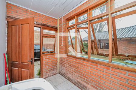 Casa à venda com 300m², 4 quartos e 2 vagasÁrea de Serviço