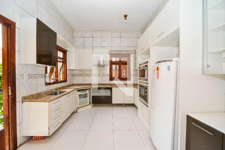 Casa à venda com 300m², 4 quartos e 2 vagasCozinha