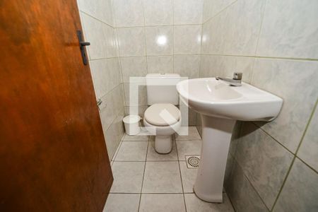 Casa à venda com 300m², 4 quartos e 2 vagasLavabo 1