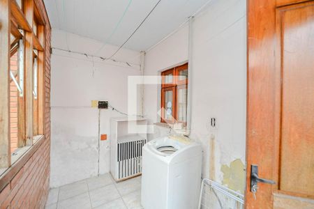 Casa à venda com 300m², 4 quartos e 2 vagasÁrea de Serviço