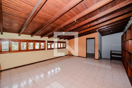 Casa à venda com 300m², 4 quartos e 2 vagasSótão