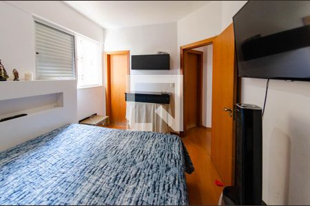 Apartamento à venda com 102m², 3 quartos e 1 vagaSuíte