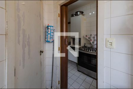 Apartamento à venda com 102m², 3 quartos e 1 vagaÁrea de serviço