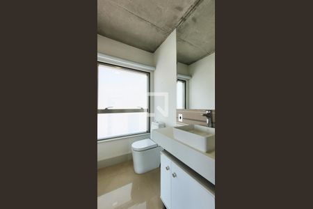 Apartamento à venda com 70m², 1 quarto e 1 vaga Apartamento à venda com 70m², 1 quarto e 1 vagaBanheiro da Suíte