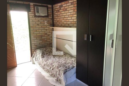 Casa à venda com 4 quartos, 323m² em Itaipu, Niterói