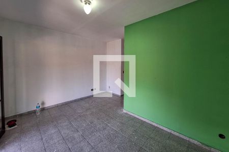 Casa à venda com 276m², 4 quartos e 2 vagasSuíte 2