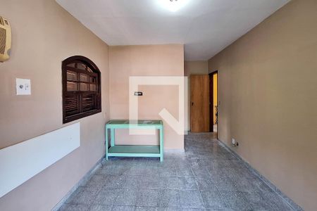 Casa à venda com 276m², 4 quartos e 2 vagasSuíte 1