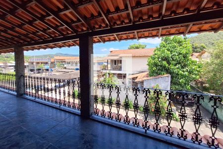 Casa à venda com 276m², 4 quartos e 2 vagasVaranda da Suíte 1