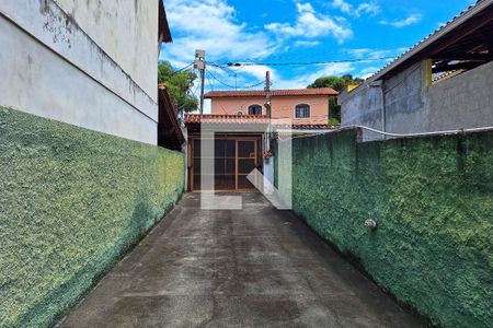 Casa à venda com 276m², 4 quartos e 2 vagasQuintal