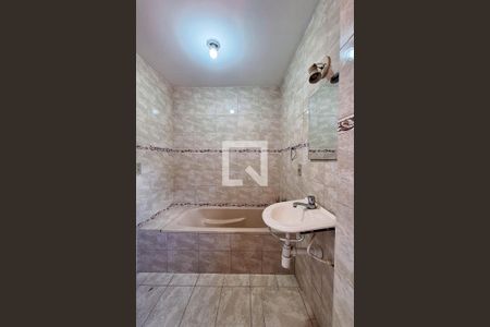 Casa à venda com 276m², 4 quartos e 2 vagasBanheiro da Suíte 1