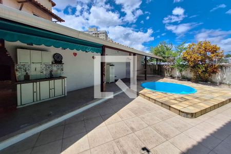 Casa à venda com 276m², 4 quartos e 2 vagasVista do Quarto 2