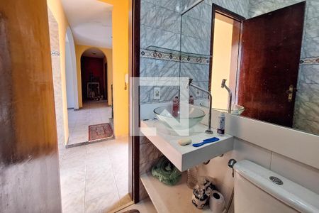 Casa à venda com 276m², 4 quartos e 2 vagasBanheiro Social