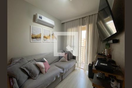 Sala de apartamento para alugar com 2 quartos, 55m² em Del Castilho, Rio de Janeiro
