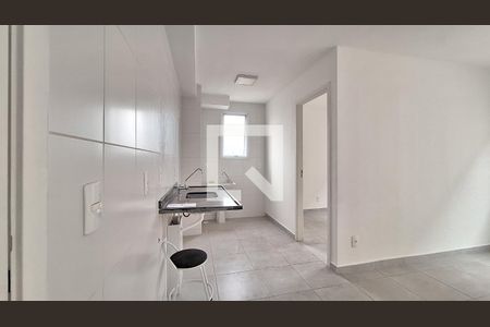 Apartamento para alugar com 34m², 2 quartos e sem vagaCozinha e Área de Serviço